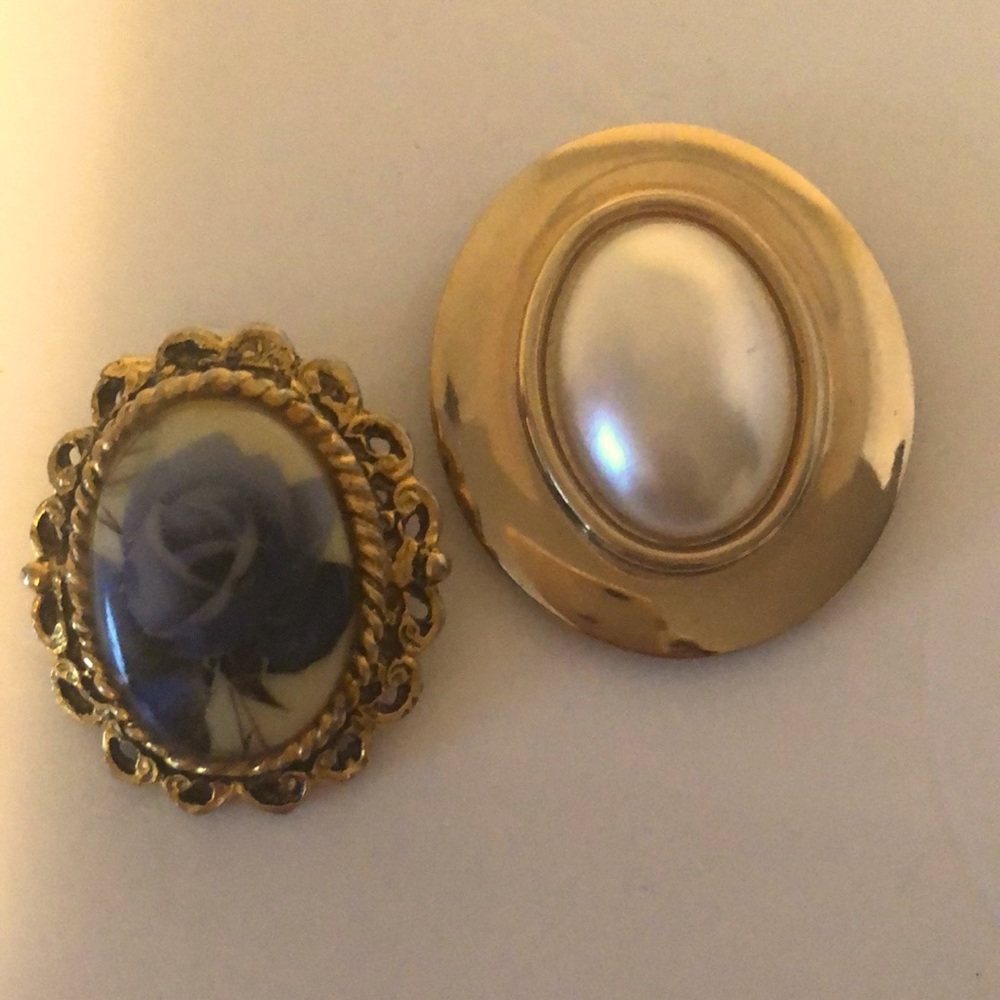Vintage (1970s) - two scarf holders